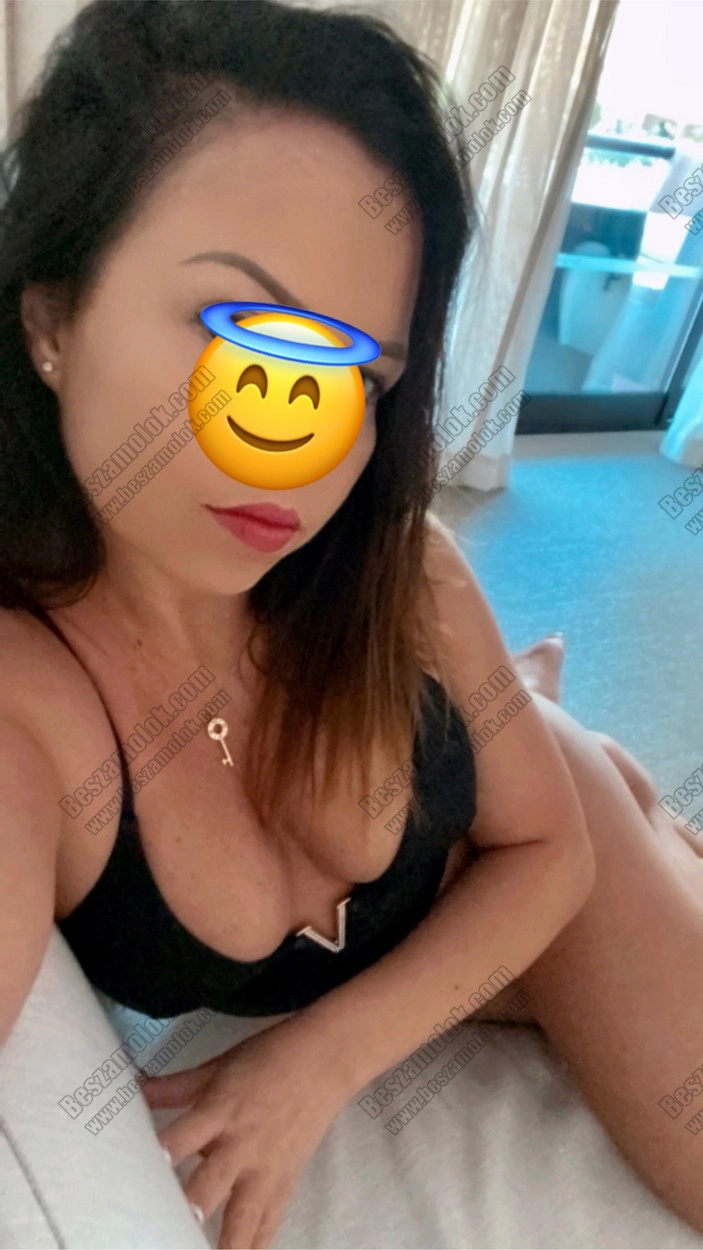 Bia szilikonos csaj profil kepes profil - szilikonoscsajok.hu Bia - +36 20 937 8327 - szilikonos csajok foto