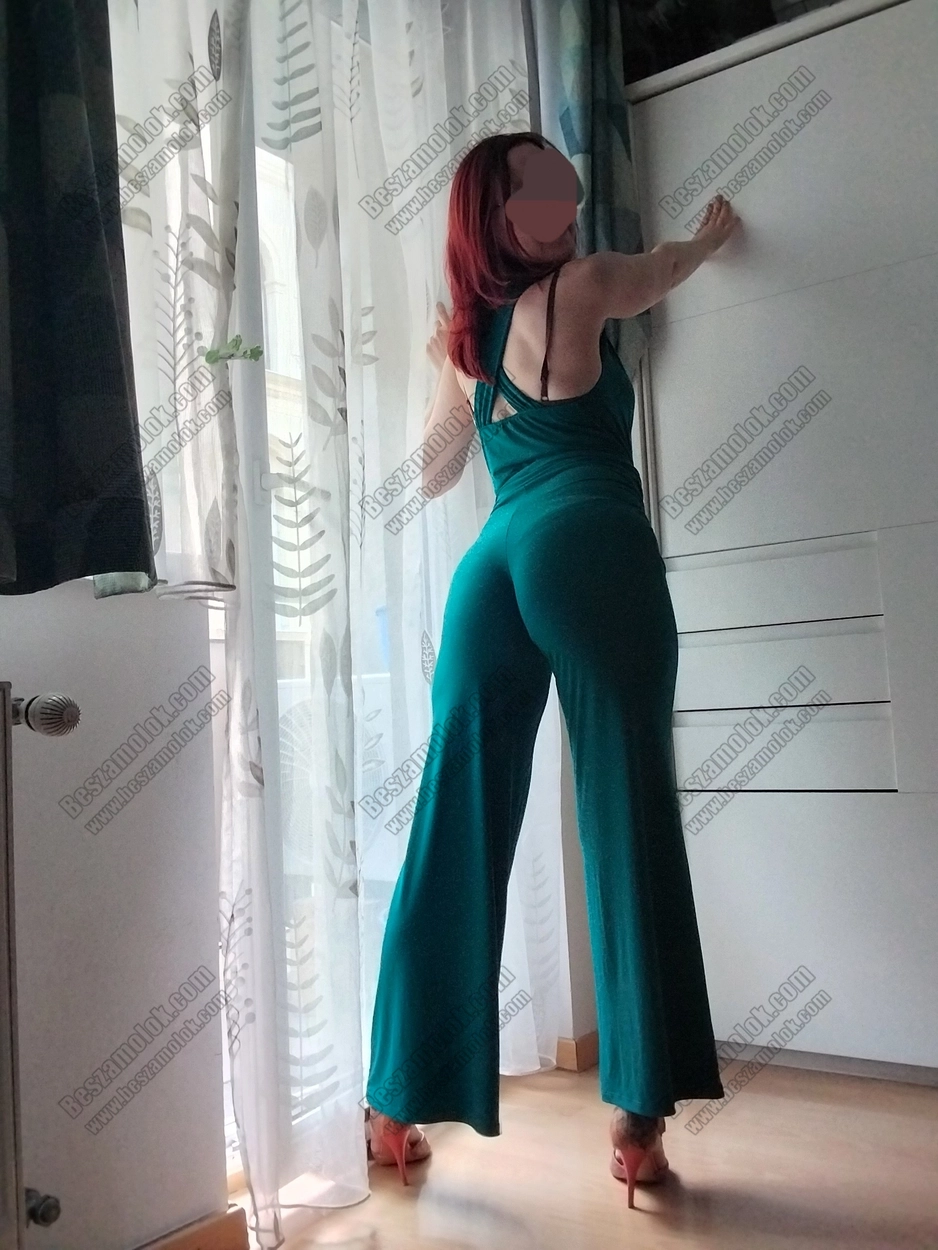 Diana szilikonos csaj profil kepes profil - szilikonoscsajok.hu Diana - +36 70 361 6377 - szilikonos csajok foto
